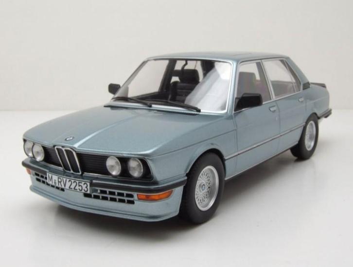 1:18 BMW M 525i uit 1980 Blauw metallic Norev, Hobby en Vrije tijd, Modelauto's | 1:18, Nieuw, Auto, Norev, Ophalen of Verzenden