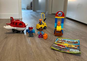 Lego Duplo Vliegveld -10590 beschikbaar voor biedingen