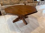 Eikenhouten salontafel, Ophalen