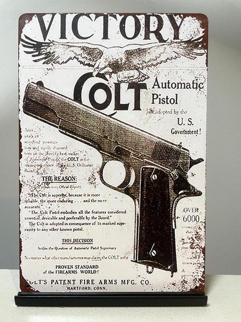 Colt Automatic Pistol metalen reclamebord (Old Look), Verzamelen, Militaria | Tweede Wereldoorlog, Landmacht, Overige typen, Amerika