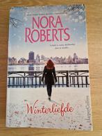 Winterliefde - Nora Roberts, Ophalen of Verzenden, Zo goed als nieuw, Nora Roberts, Amerika