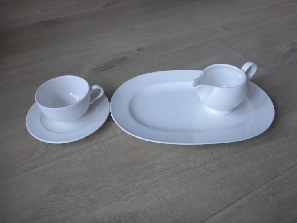 Serviesdelen villeroy & boch look., Huis en Inrichting, Keuken | Servies, Zo goed als nieuw, Overige typen, Overige stijlen, Porselein