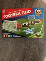 Tafel voetbal spel (klein), Kinderen en Baby's, Speelgoed | Voetbaltafels, Ophalen, Gebruikt