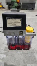 Elektrische smeerunit / smeertoestel voor leibaanolie, Ophalen of Verzenden