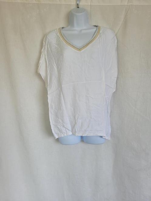 Mooi wit damesshirt mt L merk XS, Kleding | Dames, T-shirts, Zo goed als nieuw, Maat 42/44 (L), Wit, Korte mouw, Ophalen of Verzenden