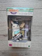 Sylvanian Families Town Girl Chocolade Konijn, Verzamelen, Poppetjes en Figuurtjes, Ophalen of Verzenden, Zo goed als nieuw