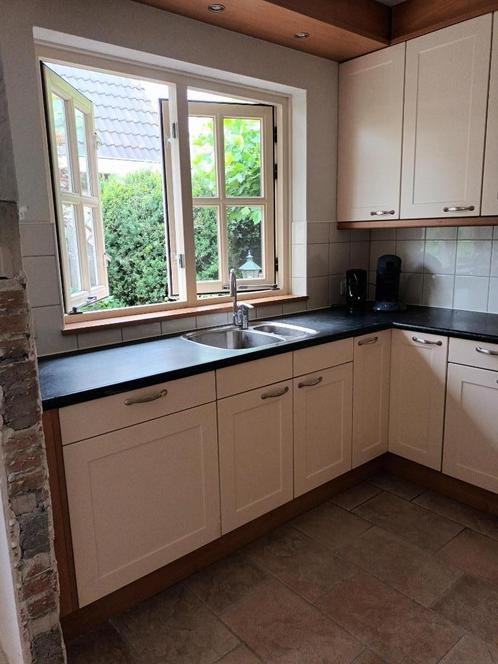 keukenblok, Huis en Inrichting, Keuken | Complete keukens, Gebruikt, Hoekkeuken, Crème, Kunststof, Ophalen