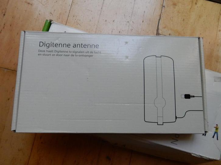 KPN DVBT/DVBT2 binnenantenne /buitenantenne NIEUW, Telecommunicatie, Antennes en Masten, Nieuw, Antenne, Ophalen of Verzenden