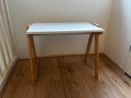 Peuter/kinderbureautje Petit Amélie, Kinderen en Baby's, Kinderkamer | Tafels en Stoelen, Ophalen, Zo goed als nieuw