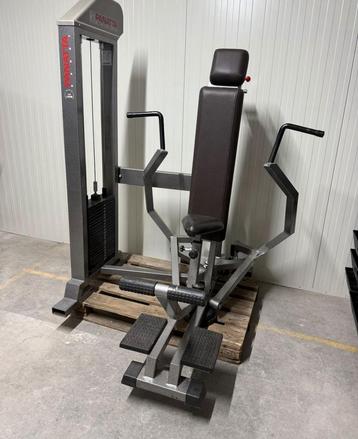 Panatta Convergent Chestpress / Brustpresse / Chest Press beschikbaar voor biedingen