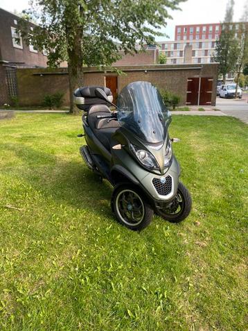 Piaggo MP3 500 LT ABS 2017 ASR MP3 te koop beschikbaar voor biedingen