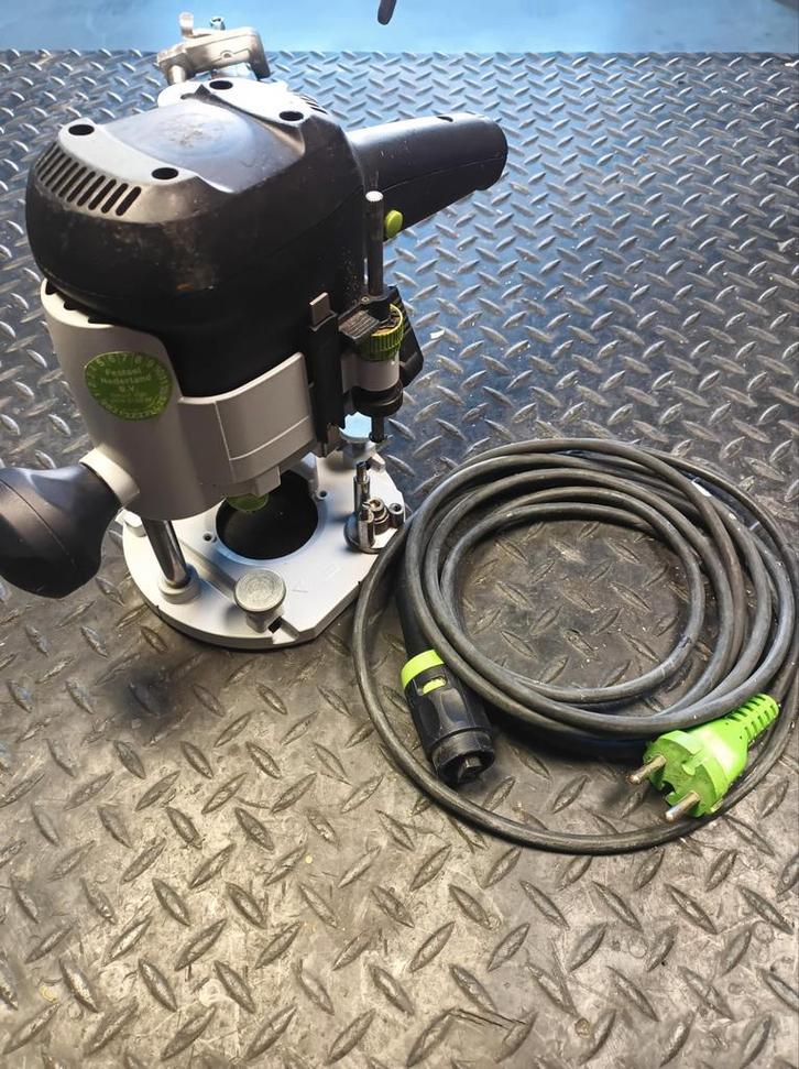 Festool OF 1010 EBQ Bovenfrees, Doe-het-zelf en Verbouw, Gereedschap | Handgereedschap, Gebruikt, Ophalen of Verzenden