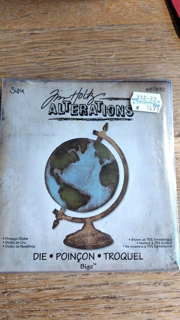 Tim Holtz Alterations Stans Globus, Hobby en Vrije tijd, Knutselen, Zo goed als nieuw, Materiaal, Ophalen of Verzenden