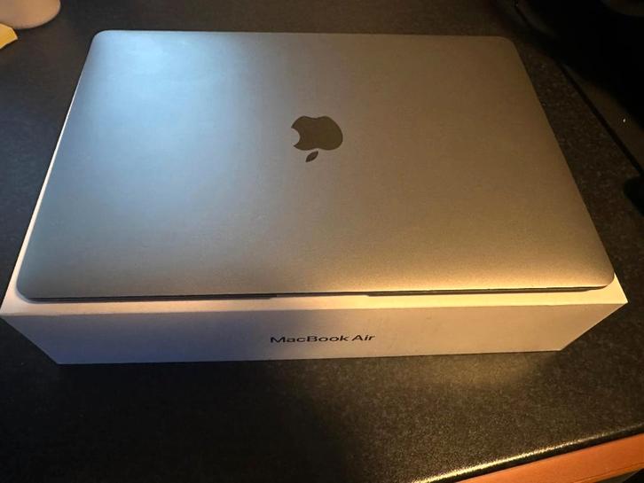 Apple MacBook Air (2020), Computers en Software, Apple Macbooks, Zo goed als nieuw, MacBook Air, 13 inch, Minder dan 2 Ghz, 256 GB