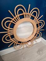 Rotan spiegel, Huis en Inrichting, Woonaccessoires | Spiegels, Ophalen, Minder dan 50 cm, Rond, Zo goed als nieuw