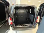 Toyota PROACE CITY Electric L1 Challenger met bank | 50 kWh, 45 kWh, 750 kg, 1666 kg, Zwart