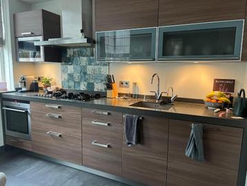Complete keuken incl apparatuur (veelal Siemens)