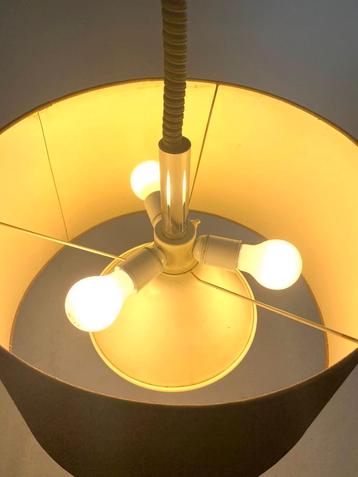 Vintage hanglamp beschikbaar voor biedingen