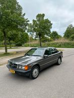 Mercedes-Benz 190 2.5 D Schuifdak Leder UNIEK EXEMPLAAR!, Auto's, Diesel, 90 pk, Te koop, 5 cilinders