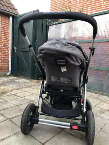 Kinder / Wadelwagen combi beschikbaar voor biedingen