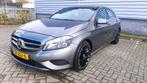 Mercedes-Benz A-Klasse A180 1.6 Blue Efficiency 2014 Grijs, Auto's, Voorwielaandrijving, 65 €/maand, 4 cilinders, 122 pk