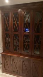 Mooie grote houten servieskast, Huis en Inrichting, Kasten | Buffetkasten, Ophalen, 200 cm of meer, 25 tot 50 cm, Glas