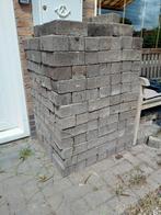 GRATIS 275 betonklinkers 8 cm dik, Ophalen, Klinkers, Zo goed als nieuw, 10 m² of meer