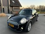 Mini 1.5 Cooper Pepper *panoramadak - LED - Stoelverwarming*, Auto's, Voorwielaandrijving, Zwart, 4 stoelen, Zwart