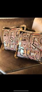 Life is Gucci fluwelen kussens, Huis en Inrichting, Ophalen of Verzenden, Nieuw, Vierkant