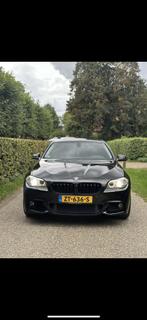 BMW 5-Serie 4.4IX 530 300KW Aut8(f10) 2011 Zwart 550i M, Auto's, BMW, Automaat, Euro 5, 2000 kg, 4395 cc