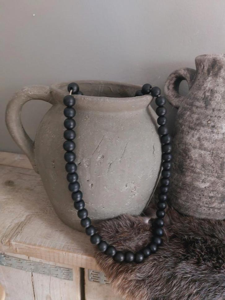 Zwarte Kralenketting - Landelijk Industrieel, Huis en Inrichting, Woonaccessoires | Kandelaars en Kaarsen, Ophalen of Verzenden