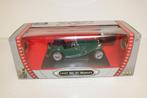 ERTL Yat min Road Signature MG TC Midget 1947 Green mint, Hobby en Vrije tijd, Modelauto's | 1:18, Ophalen of Verzenden, Zo goed als nieuw