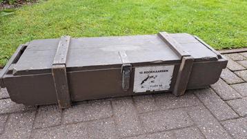 minutiekist rookkaarsen beschikbaar voor biedingen