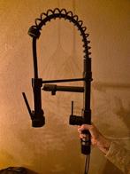 Dubbel zwarte mengkraan met flexibele sproeier., Ophalen of Verzenden, Zo goed als nieuw, Kraan