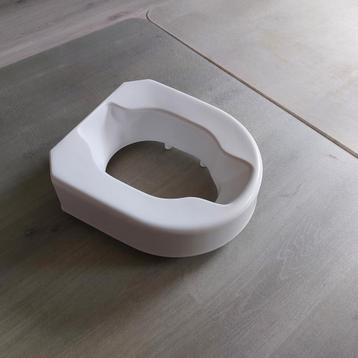 WC bril verhoger 10 cm beschikbaar voor biedingen