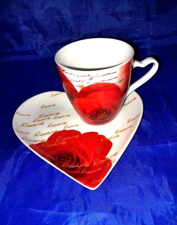 Ritzenhoff&Breker Romantic Rose kop en hartvormige schotel beschikbaar voor biedingen