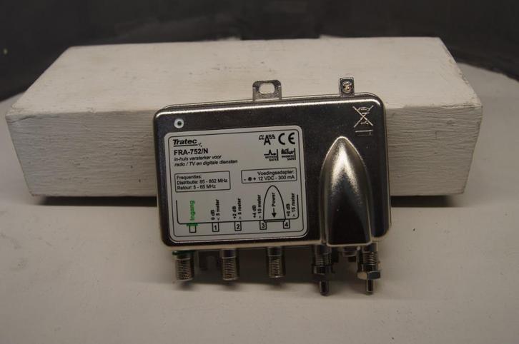 Signaalversterker Tratec FRA -752/N, Audio, Tv en Foto, Televisie-accessoires, Zo goed als nieuw, Ophalen of Verzenden