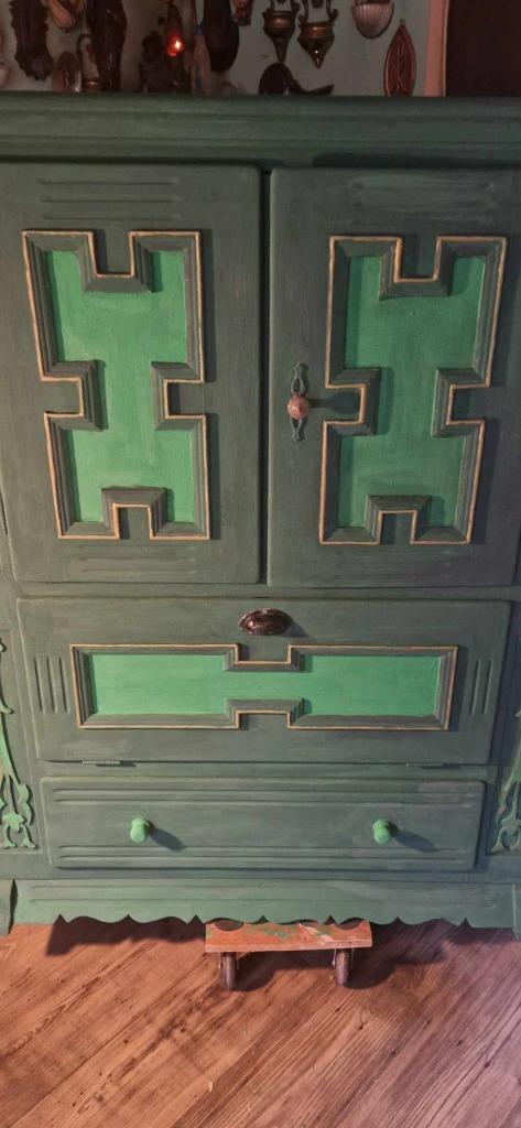 Mooi bewerkte grote aqua blauwe houten kast (brocante), Huis en Inrichting, Kasten | Dressoirs, Gebruikt, 100 tot 150 cm, 50 tot 75 cm