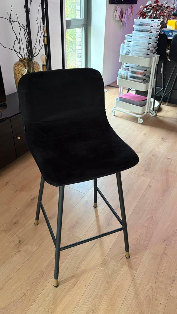 Bronx71 velvet zwarte barkruk Mikky 4 stuks, Huis en Inrichting, Barkrukken, Zo goed als nieuw, 60 tot 90 cm, Metaal, 4 krukken