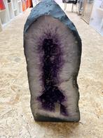 Amethist Geode (17) 45 kg.voor een mooie prijs., Ophalen of Verzenden, Mineraal