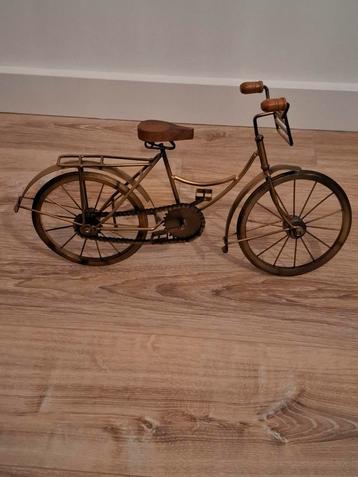 Fiets Wanddecoratie - Metaal & Hout beschikbaar voor biedingen