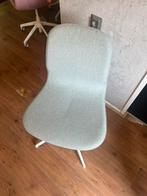 Stylish IKEA Office Chair – Light Grey (Mint Hue), Huis en Inrichting, Stoelen, Ophalen of Verzenden, Zo goed als nieuw, Eén