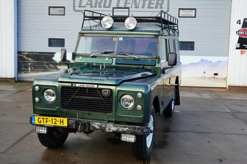 Land Rover 109" V8 hardtop met stuur bekrachtiging, Auto's, Oldtimers, Bedrijf, Te koop, Metallic lak, Land Rover, Benzine, Overige carrosserieën