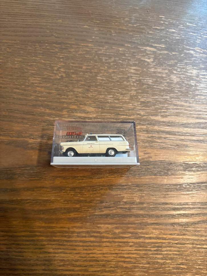 Modelauto Opel Rekord PII - Zeldzaam!, Hobby en Vrije tijd, Modelauto's | 1:87, Zo goed als nieuw, Auto, Overige merken, Ophalen of Verzenden