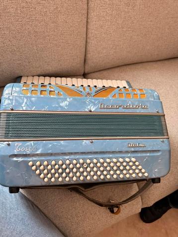 Accordeon ( Accordiola Camerano ) beschikbaar voor biedingen