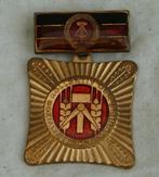 Medaille DDR, Kolletiv der sozialistischen Arbeit, jaren'70., Overige soorten, Duitsland, Ophalen of Verzenden, Lintje, Medaille of Wings
