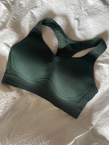 Sport topje Gymshark Maat S beschikbaar voor biedingen