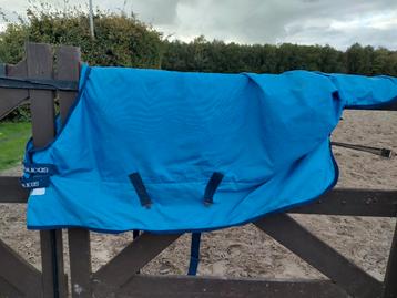 Bucas 5.3 inch bpony regendeken beschikbaar voor biedingen