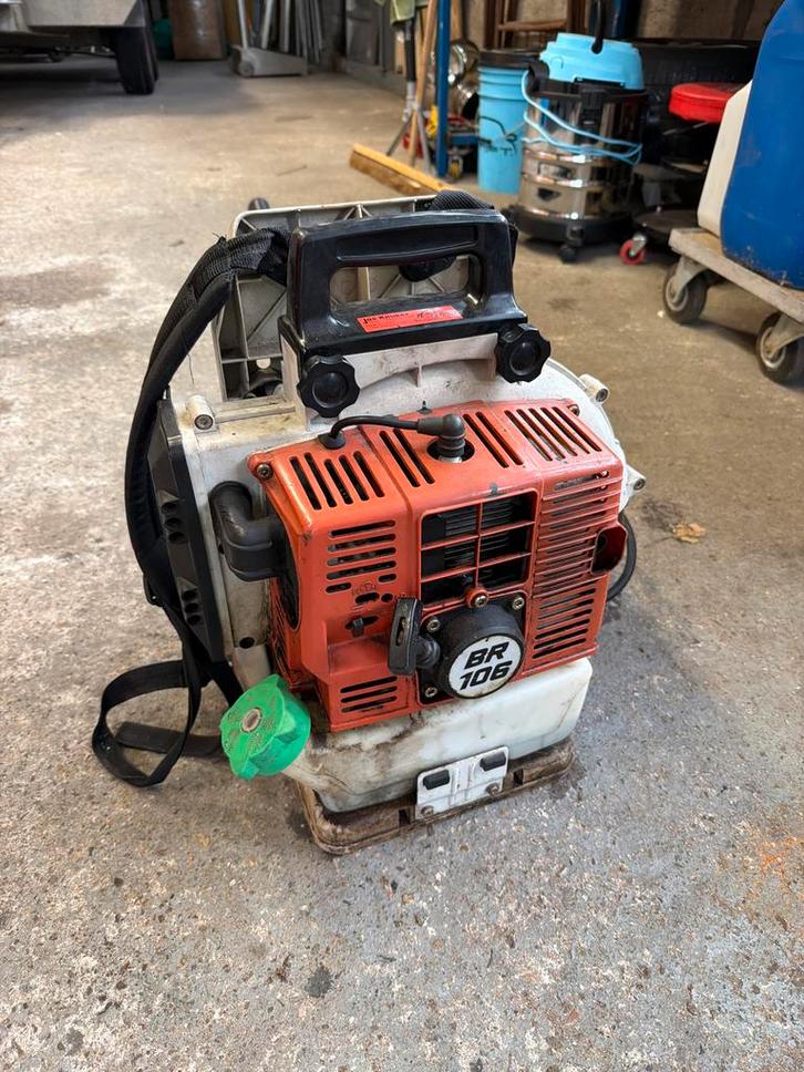 Stihl BR 106 Rug Bladblazer, Tuin en Terras, Bladblazers, Gebruikt, Ruggedragen, Benzine, Ophalen of Verzenden