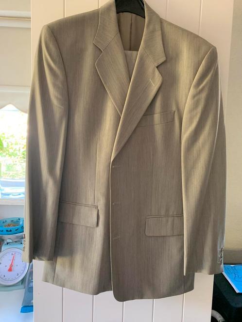 Mooie zomerblazer/kostuum, Kleding | Heren, Kostuums en Colberts, Zo goed als nieuw, Maat 48/50 (M), Beige, Ophalen of Verzenden